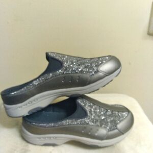 Women's EASY SPIRIT Glitter Slip-On Shoes SIZE 8M